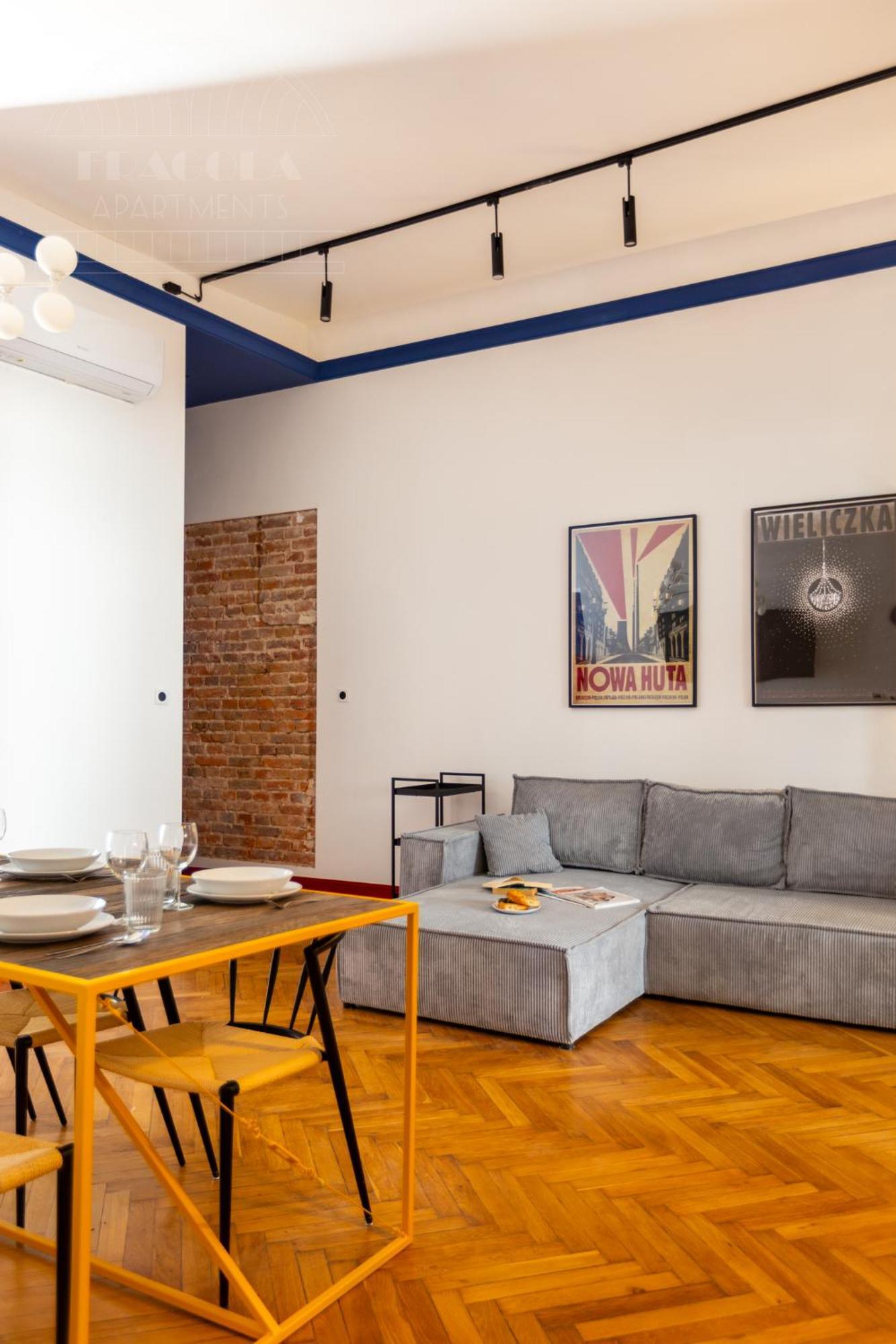 Spacious City Center Family Apartments Krakow Ngoại thất bức ảnh