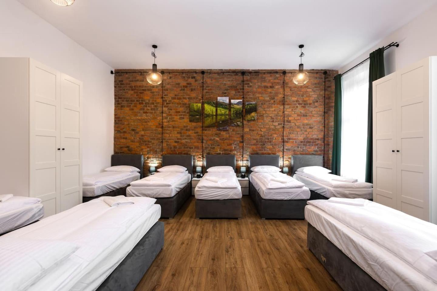 Spacious City Center Family Apartments Krakow Ngoại thất bức ảnh