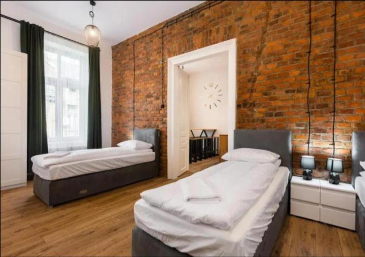 Spacious City Center Family Apartments Krakow Ngoại thất bức ảnh